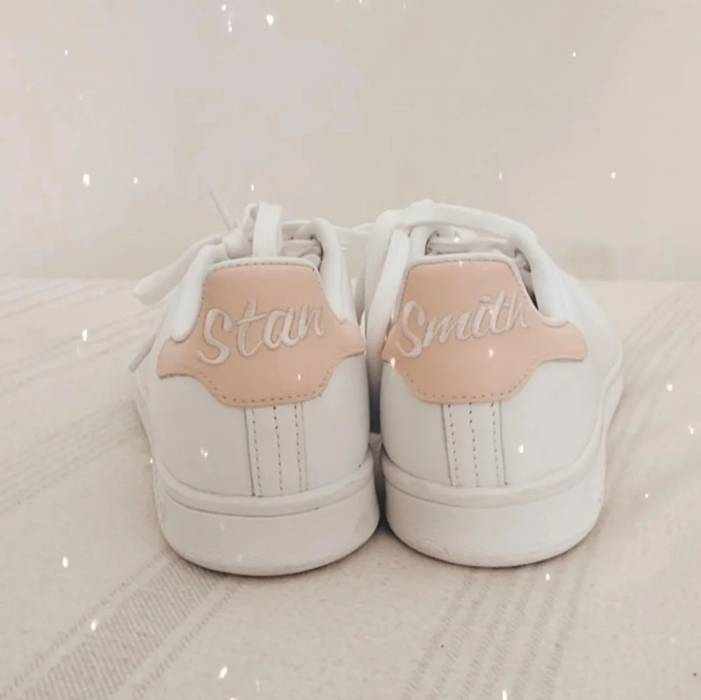 Adidas Stan Smiths - Picture 2 of 5